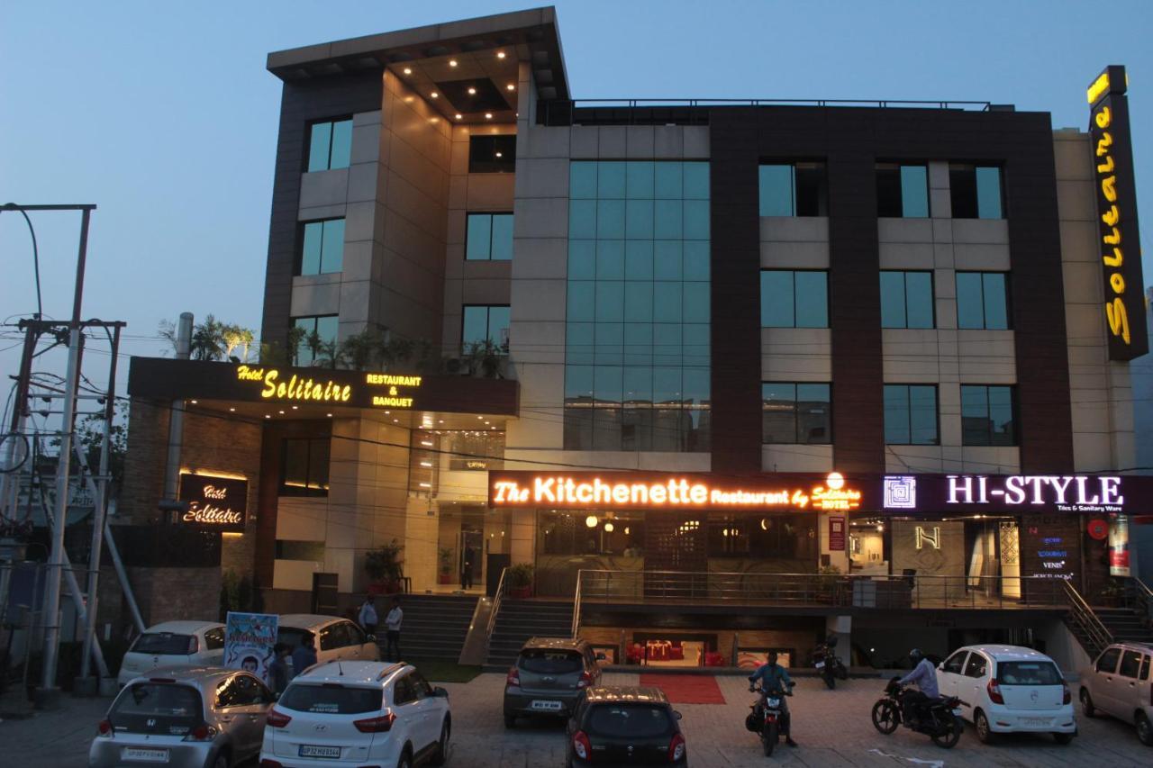 Hotel Solitaire Chinhat ภายนอก รูปภาพ