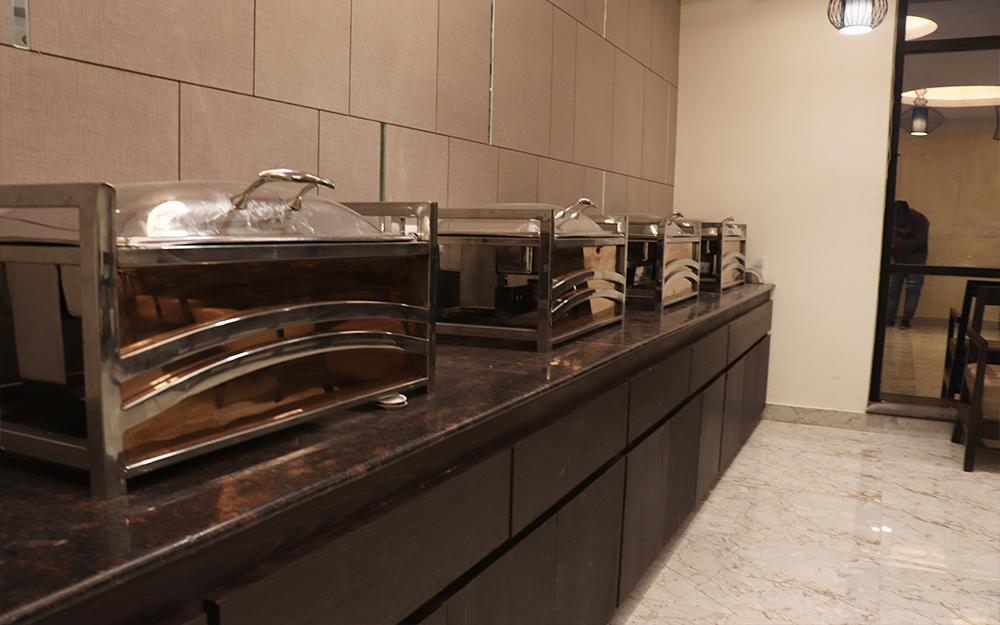 Hotel Solitaire Chinhat ภายนอก รูปภาพ