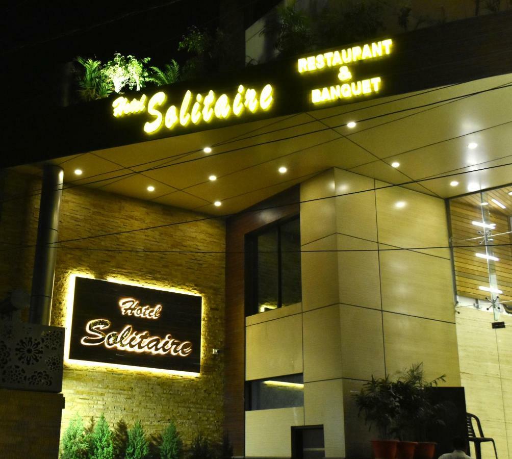 Hotel Solitaire Chinhat ภายนอก รูปภาพ